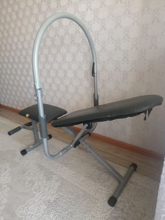 Тренажёр для спины и пресса