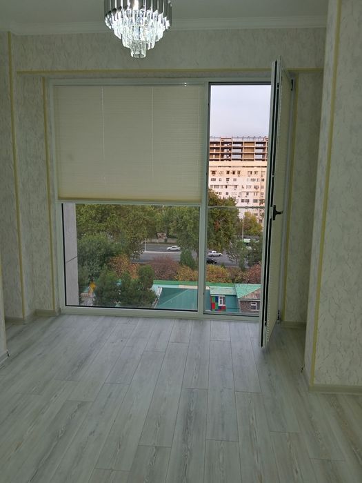 Novastroyka SOTILADI maklersiz, rasmda mebel texnikasiz qo'yilganmo'lj