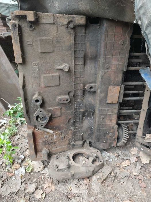 Трактор ДТ-75, и запчасти к нему