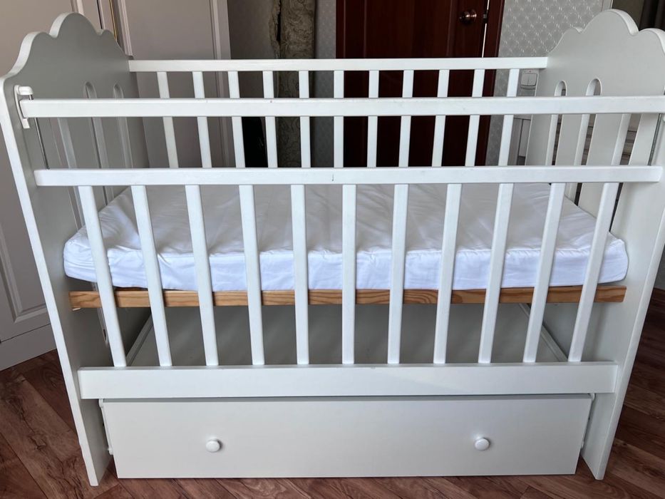 Продам детскую кровать
