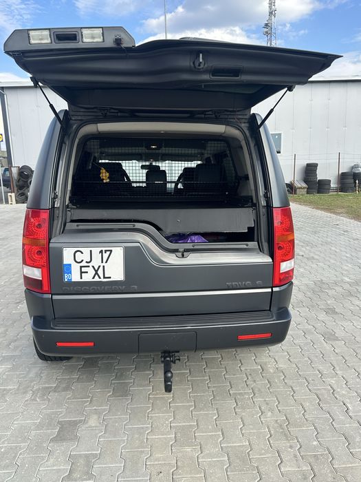 Vând Land Rover Discovery 3