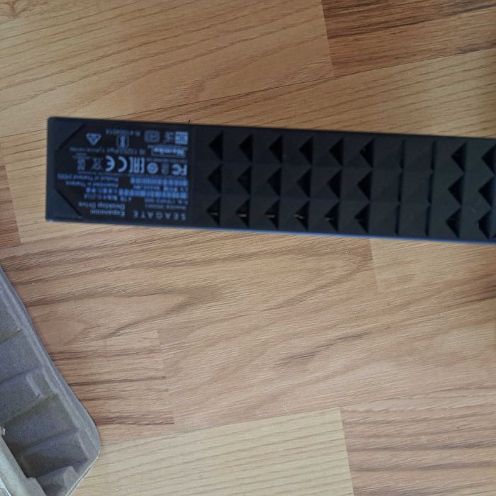 Hard extern seagate expansion nou 4 tb