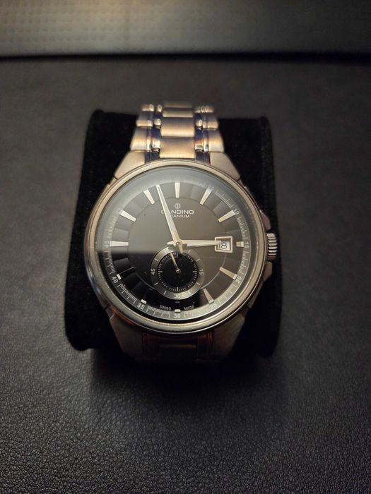 Продавам Швейцарски часовник от личната си колекция Candino TITANIUM.