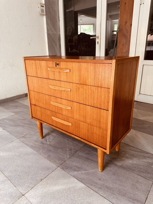 Скандинавски Mid-Century скрин в стил Kai Kristiansen / Danish Modern, 1960-те години“