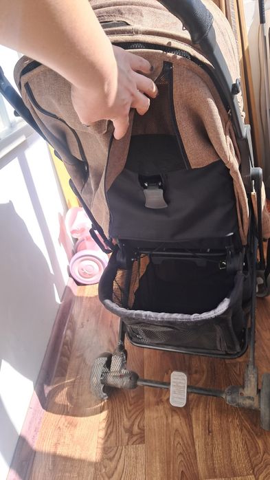 Коляска детская прогулочная