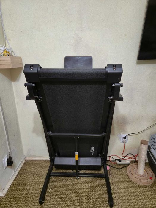 Bandă de alergat GO4FIT Performance FIT300, 3 CP, 16 km/h