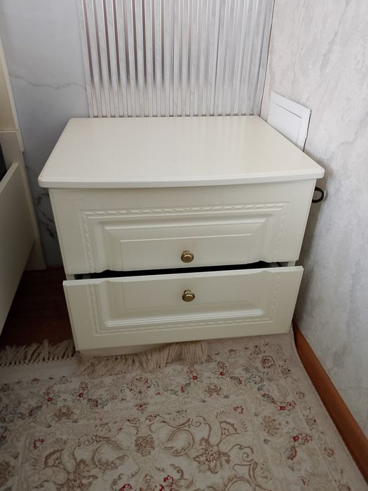 Продам спальный гарнитур