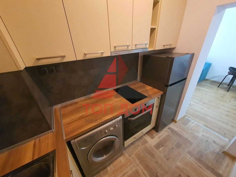 Дава се под наем Двустаен апартамент в Варна, Левски - 70 кв.м за 612 € - Снимка #4