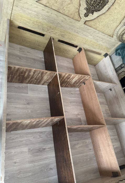 Продаю кровать с матрасом, с тумбами