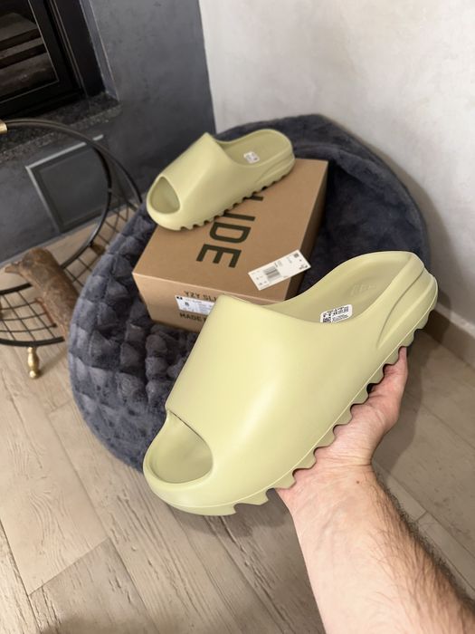 Adidas Yeezy Slide Resin