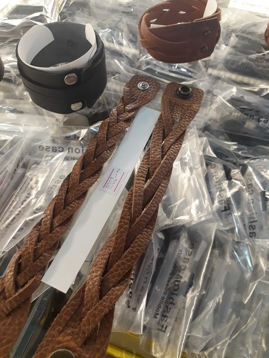 Напульсник браслеты кожа