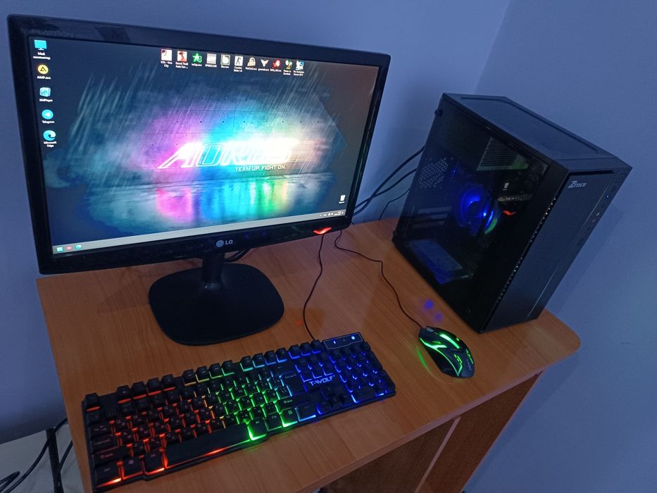 srochna kompyuter sotiladi