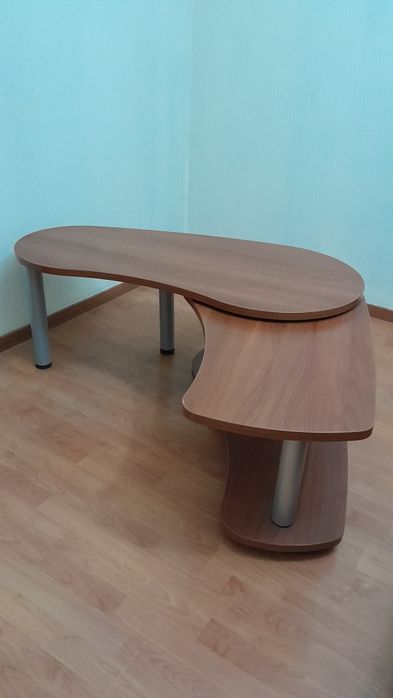 Журнальный столик срочно