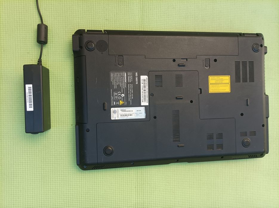 Laptop MD 98970 model p7624 i5 placa video dedicata 1gb cu 8 GB ram