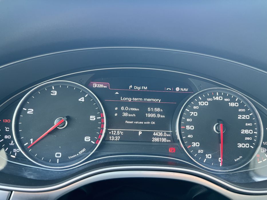 Audi A6 2.0 180 cp automat
