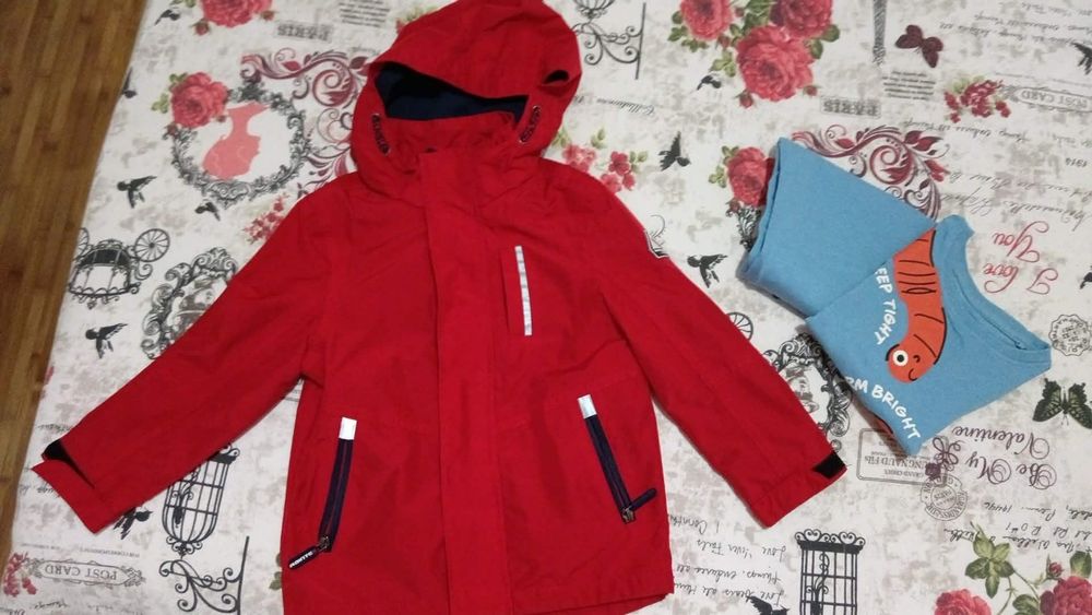 Geacă băiat 
Pijama
Mărimea 104/110
Pijama
Mărimea 104/110
Pijama
Mărimea 104/110