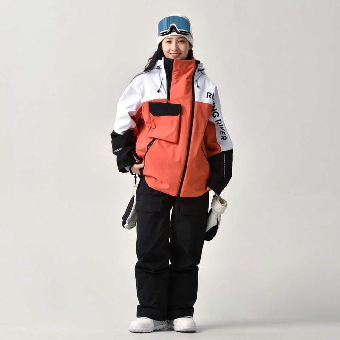 Женские горнолыжные куртки Running River
