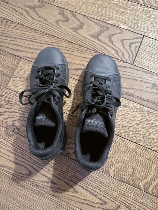 Adidasi marime 38