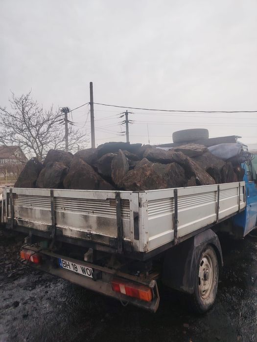 Vând cărbuni sortați