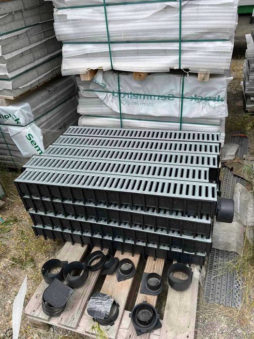 Линеен отводнител 100х100х1m, А15 - #Semmelrock