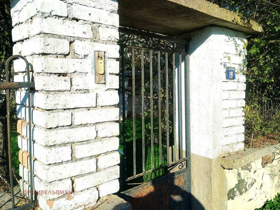 Дава се под наем Къща в с. Каменна река, Област Хасково - 104 кв.м за 153 € - Снимка #14