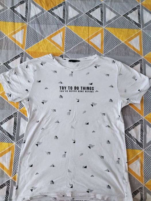 Бяла Мъжка тениска