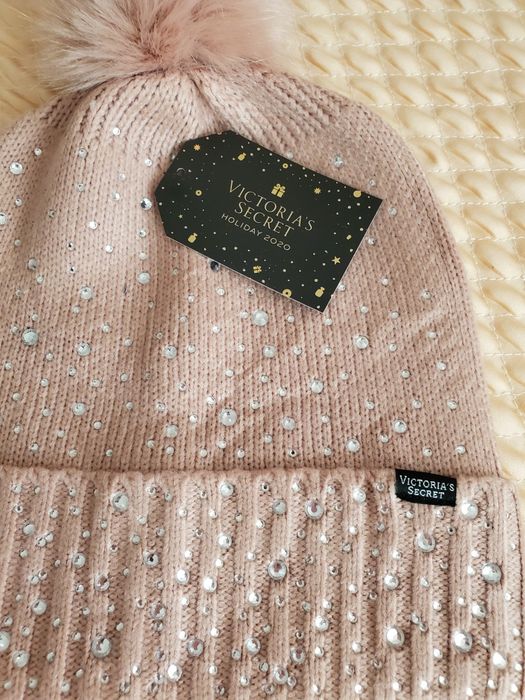 Шапка "Victoria's Secret" оригинал
