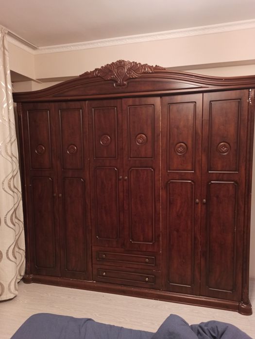 Спальный гарнитур