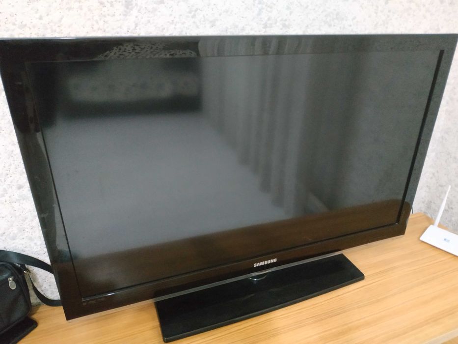 Телевизор на запчасти