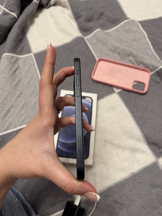 iPhone 12, черный, 128 гб.