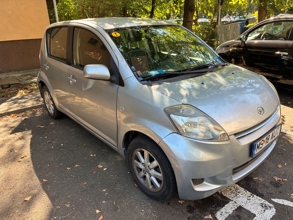Daihatsu Sirion 1.3 Vând masina