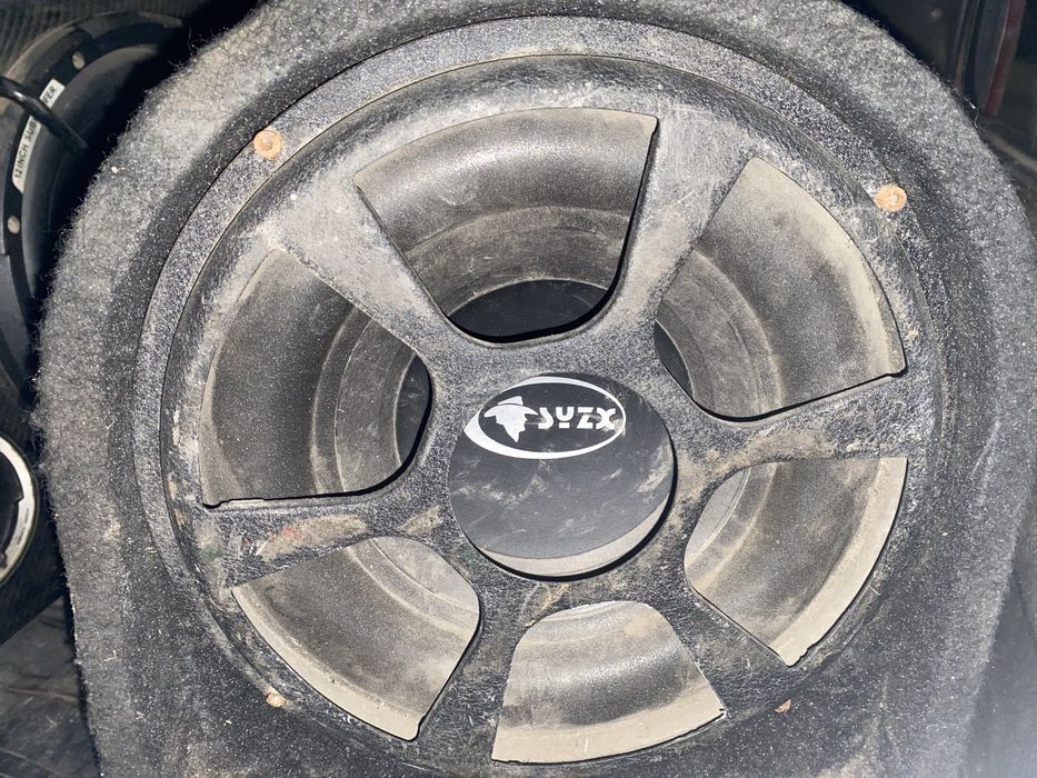 Продам сабвуфер в рабочем сост ваз запчасти