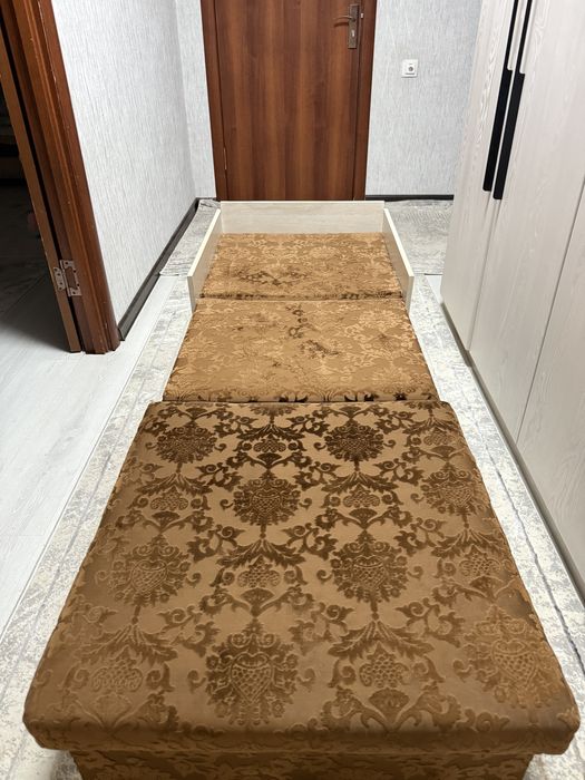 Продам пуфик в отличном состоянии