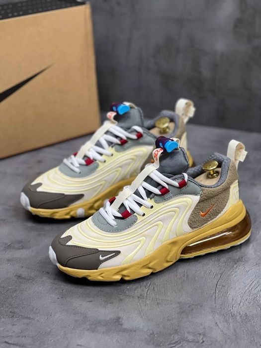 Nike Air Max 270 React Travis