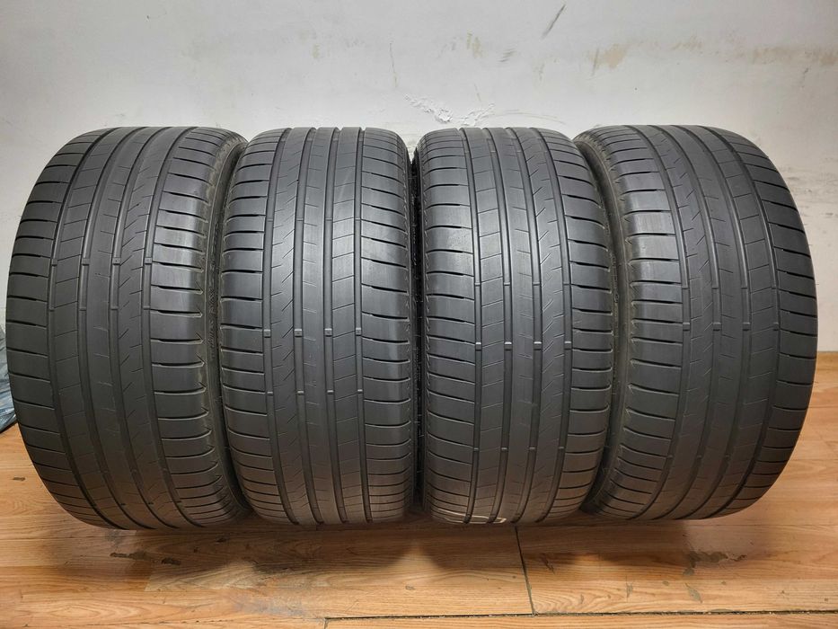 285/35/22 Bridgestone 23 г. / летни гуми