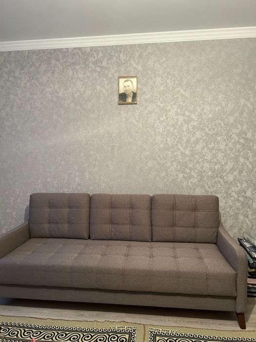 Диван, кресло, телевизор