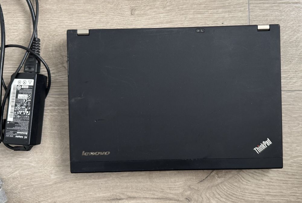 Lenovo Thinkpad x230 Core I7 CPU/12GB RAM/180GB SSD