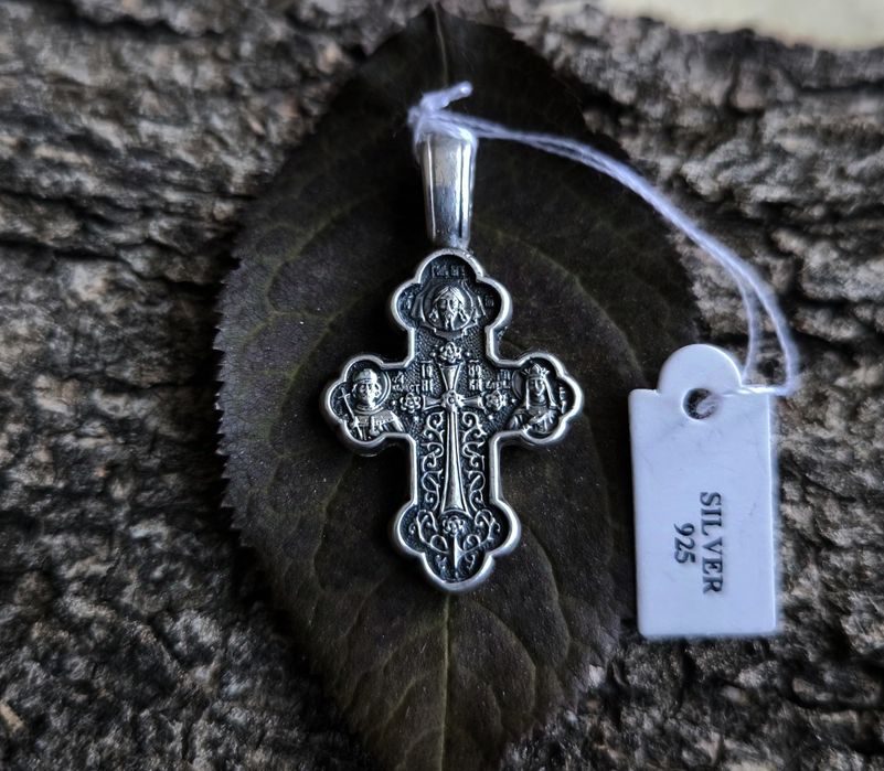 Сребърен кръст, медальони