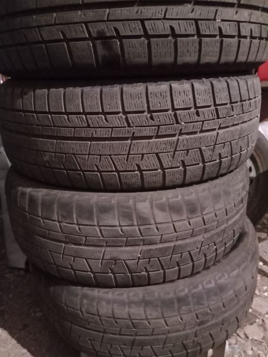 Продается шины 215/60 R16