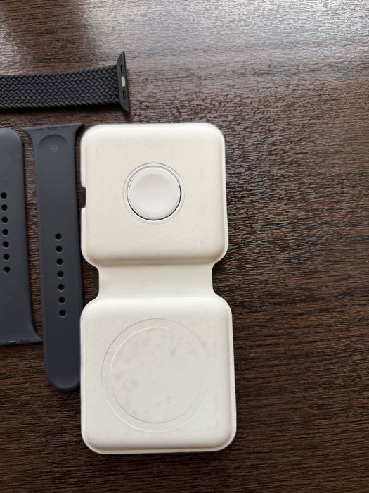Продам Apple Watch series 8 оригинал