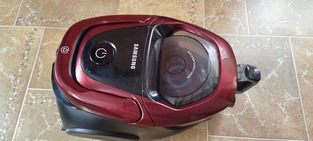 Пылесос со стаканом