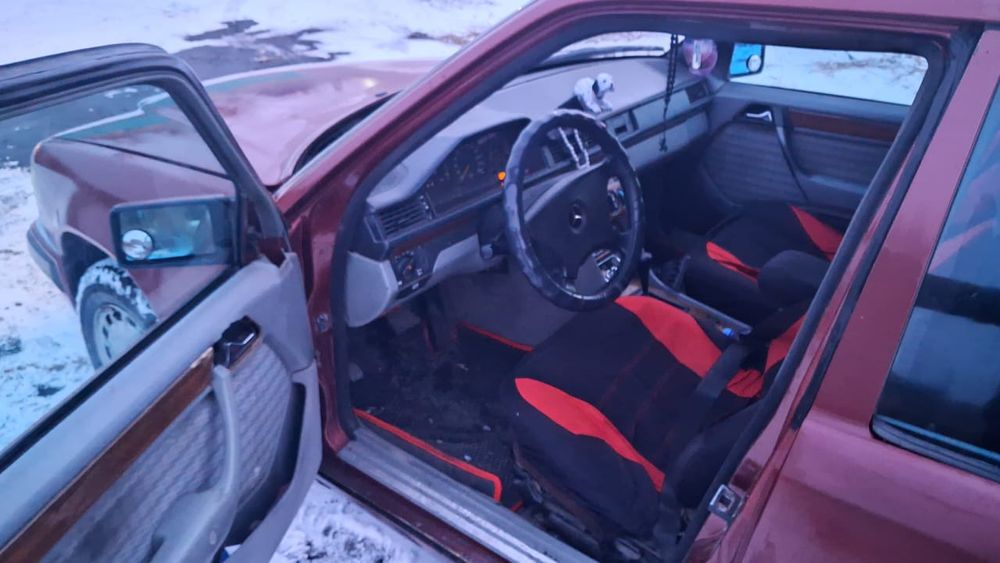 Мерседес 124. продам