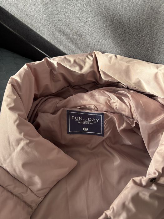 Продам зимнюю куртку