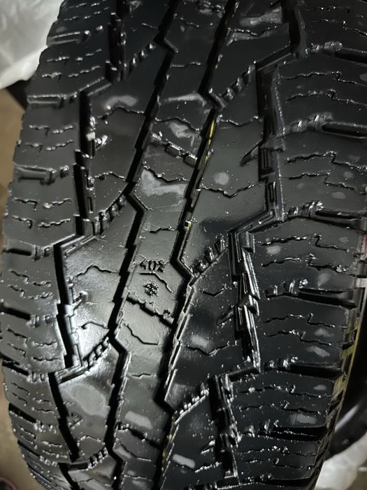 Шины 265/75R16 (2шт)