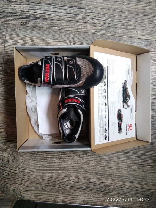 Продавам обувки за МТБ колоездене Pearllzumi