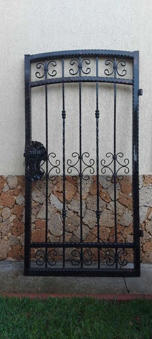 Vand convector,poarta si gard sipca metalica