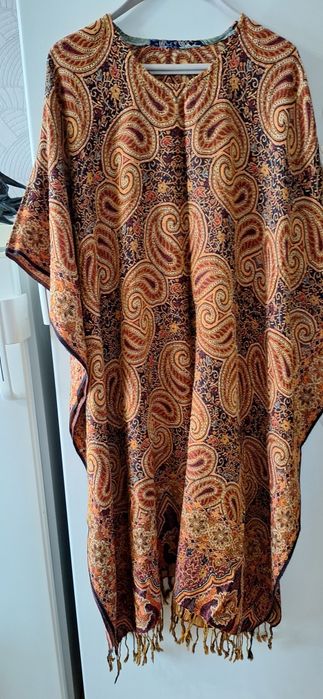 Дамски рокли и роба