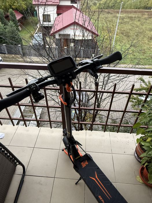 Trotinetă Electrică KuKirin G2 Pro | 1.579 KM | Suspensii | Stare Bună