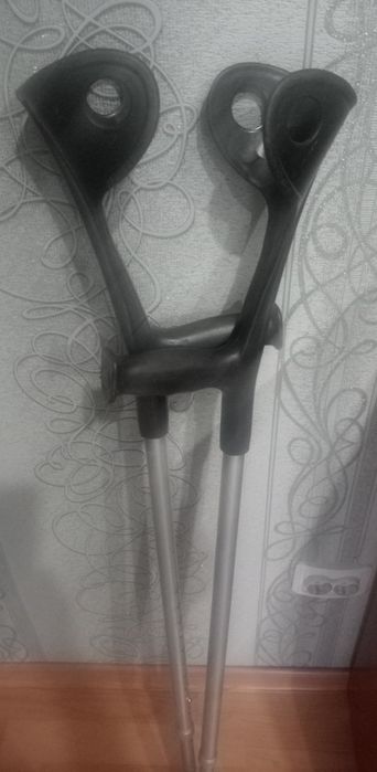 Костыли подлокотные