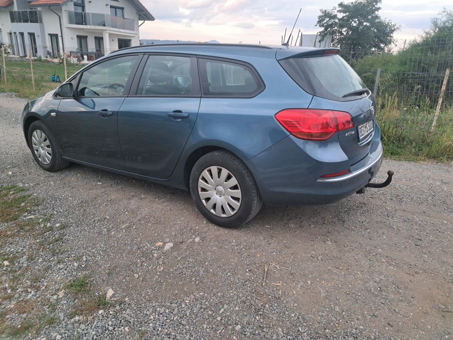 Opel Astra j 2013